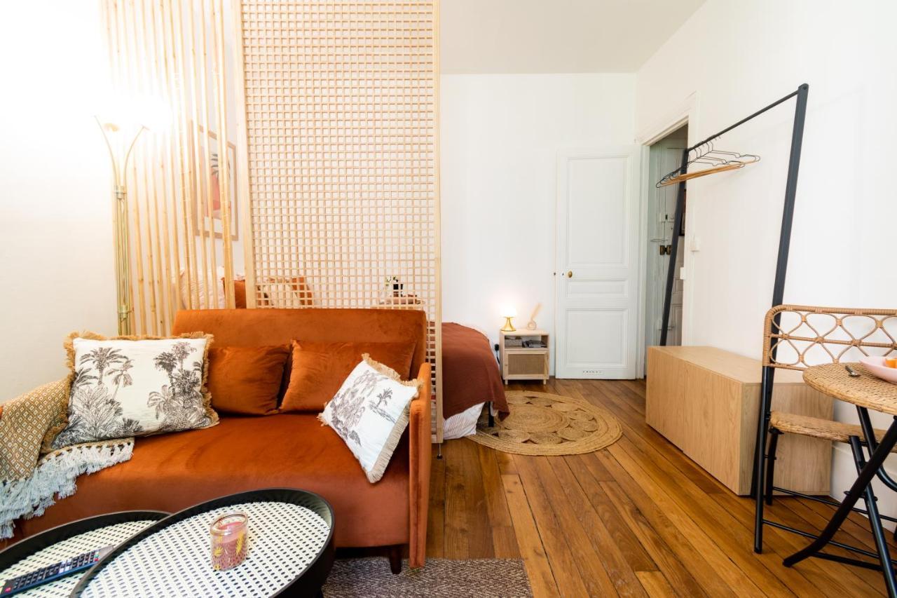 Cosy Et Comfort Studio Equipe A Clichy 5 Min Metro Exterior foto