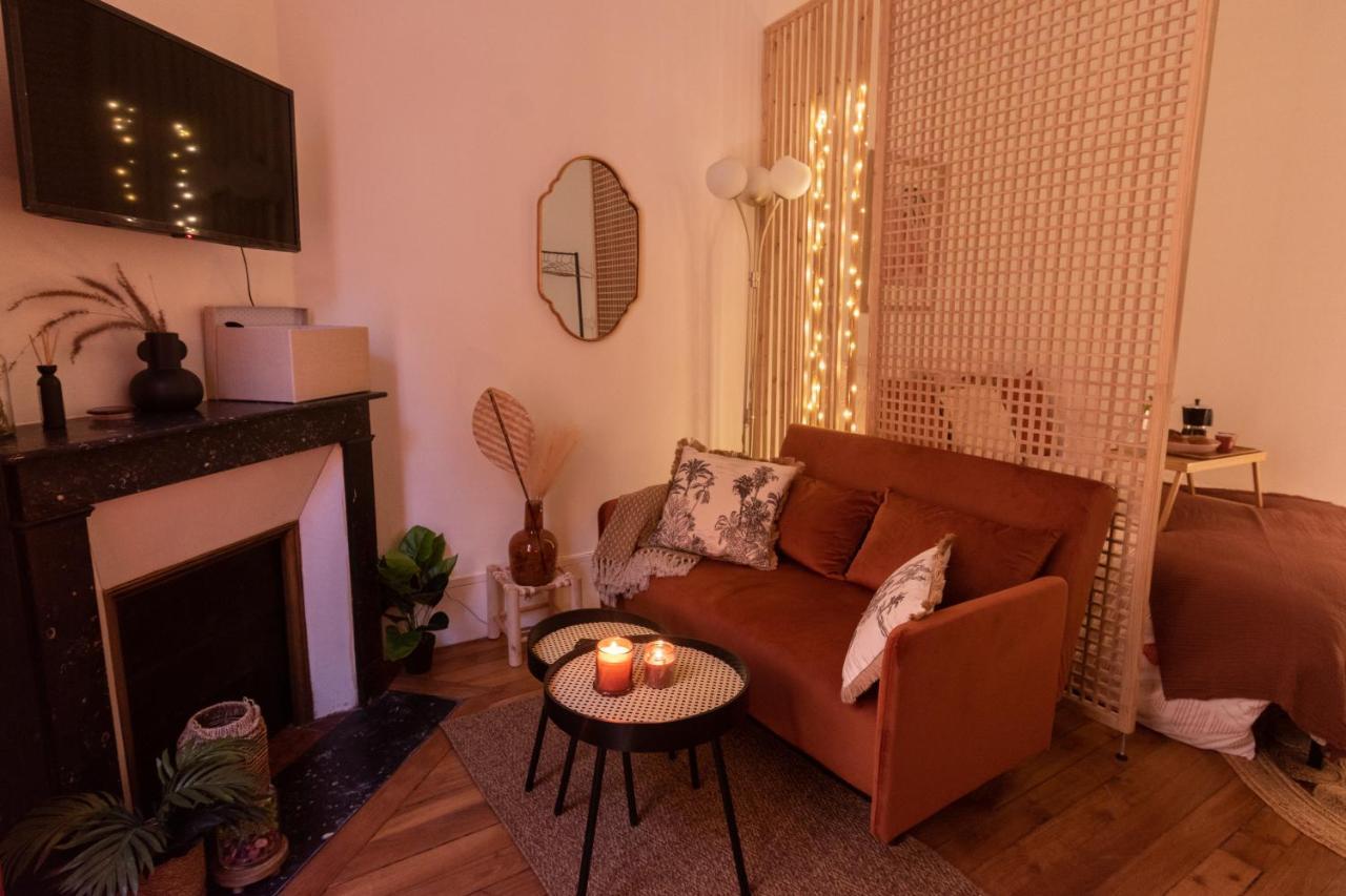 Cosy Et Comfort Studio Equipe A Clichy 5 Min Metro Exterior foto